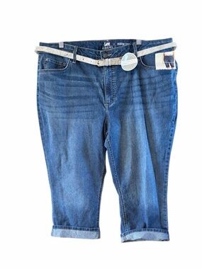Lee By Riders Midrise Capri Jeans With Belt NWT